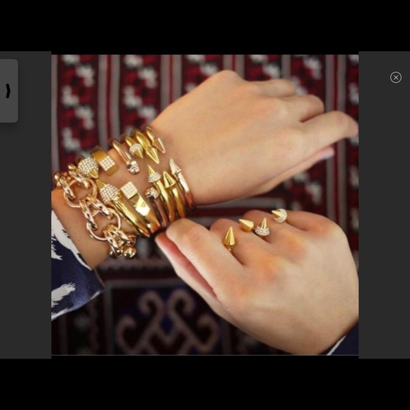 2nd bracelet 50% off Rose gold crystal cuff 1 left - Picture 5 of 5